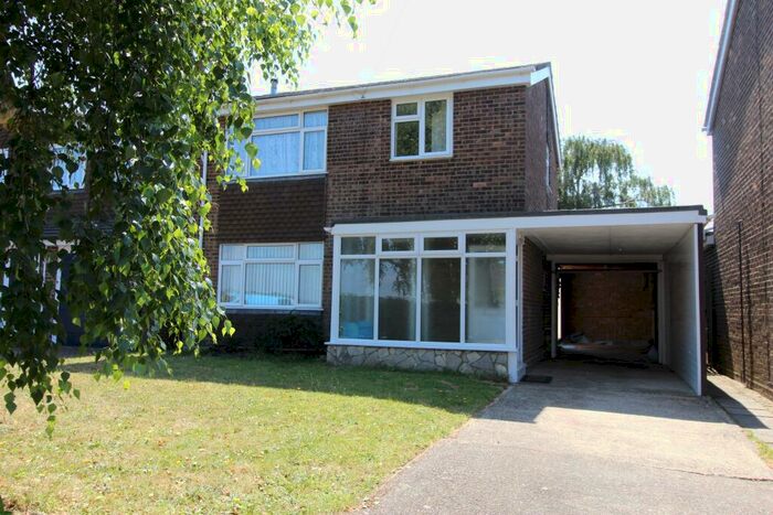 3 Bedroom Detached House To Rent In Haworth Close, Christchurch, BH23