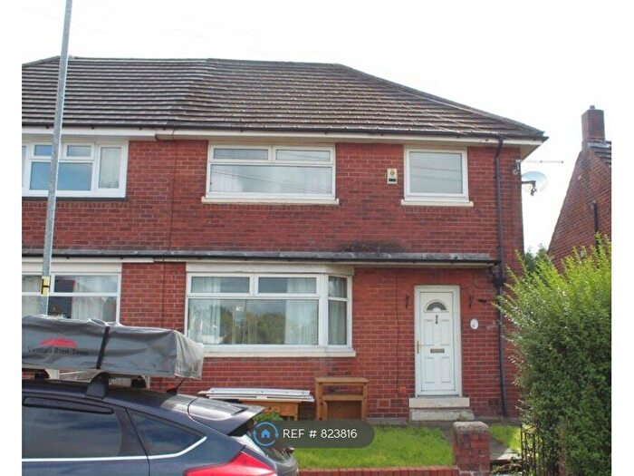 3 Bedroom Semi Detached House To Rent In Cunningham Grove, Burnley, BB12