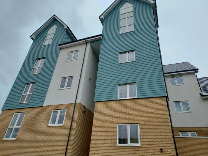 1 Bedroom Apartment To Rent In Dunlin Drive, St. Mary's Island, ME4