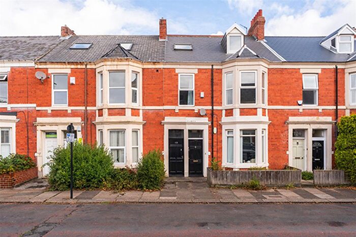 5 Bedroom Maisonette For Sale In Glenthorn Road, Jesmond, Newcastle Upon Tyne, NE2