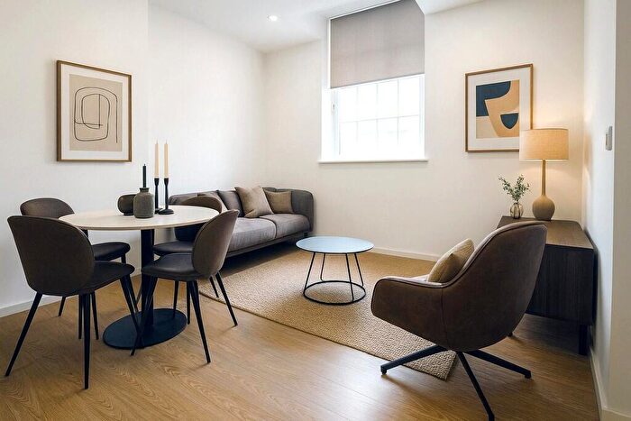 1 Bedroom Apartment To Rent In Spot, Bolton, BL1