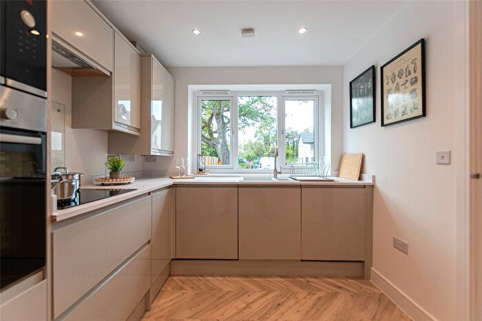 3 Bedroom Semi Detached House For Sale In Siren Close, Birchwood, Warrington, Cheshire, WA3