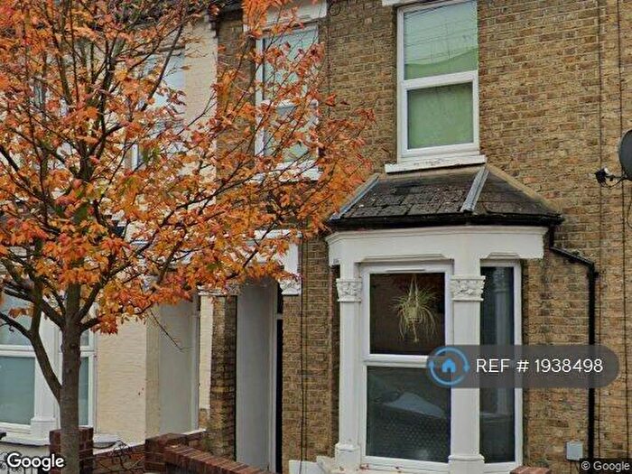 4 Bedroom Terraced House To Rent In Stirling Road, Walthamstow, London, E17