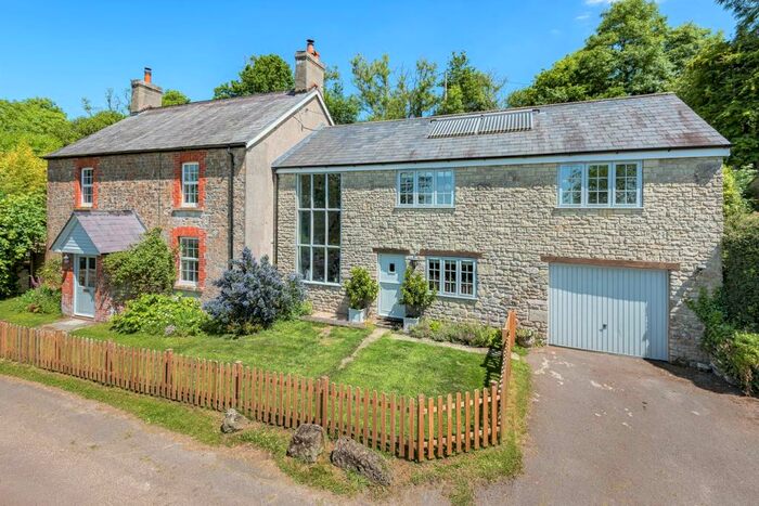 5 Bedroom Detached House For Sale In Pen Selwood, Wincanton, BA9