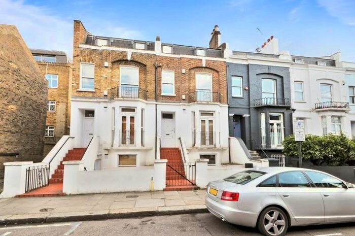 Studio To Rent In Wells Road, Shepherds Bush, London, W12