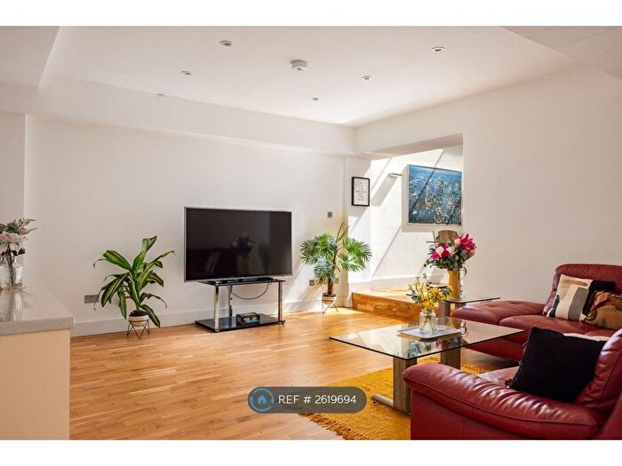2 Bedroom Flat To Rent In London, London, SW3
