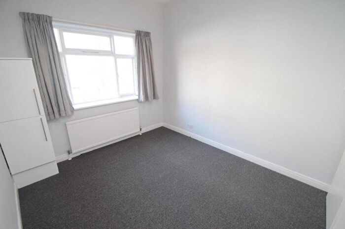 1 Bedroom Flat To Rent In Belmont Road, Harrogate, North Yorkshire, Uk, HG2