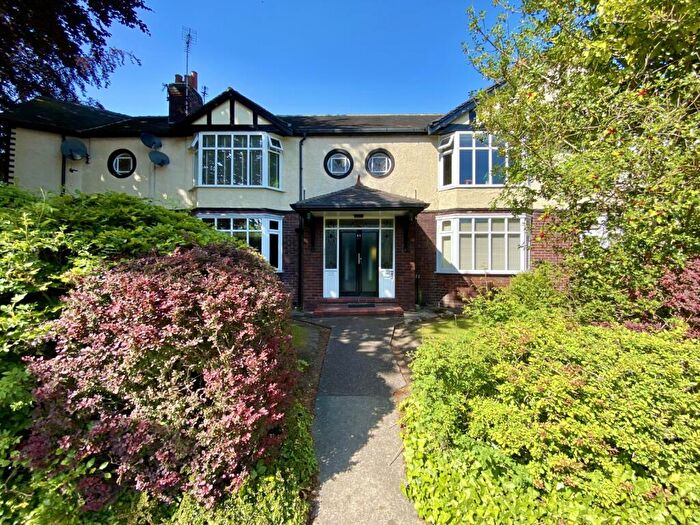 2 Bedroom Flat To Rent In Fog Lane, Didsbury, Manchester, M20