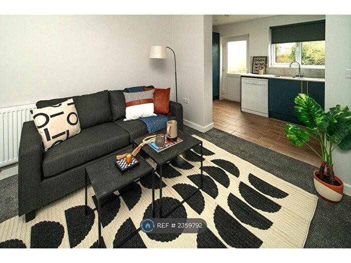 4 Bedroom Terraced House To Rent In Upper Sandhurst Road, Bristol, BS4