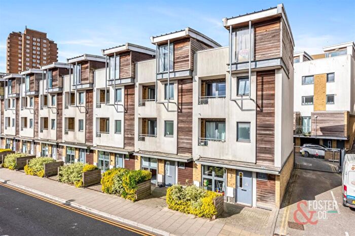4 Bedroom House For Sale In New England Street, Brighton, BN1