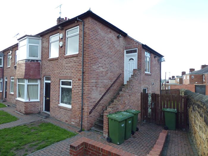 3 Bedroom Flat To Rent In Mulberry Street, Gateshead, NE10