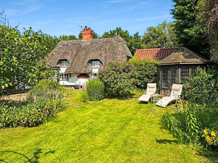 3 Bedroom Cottage For Sale In South Street, Comberton, Cambridge, CB23