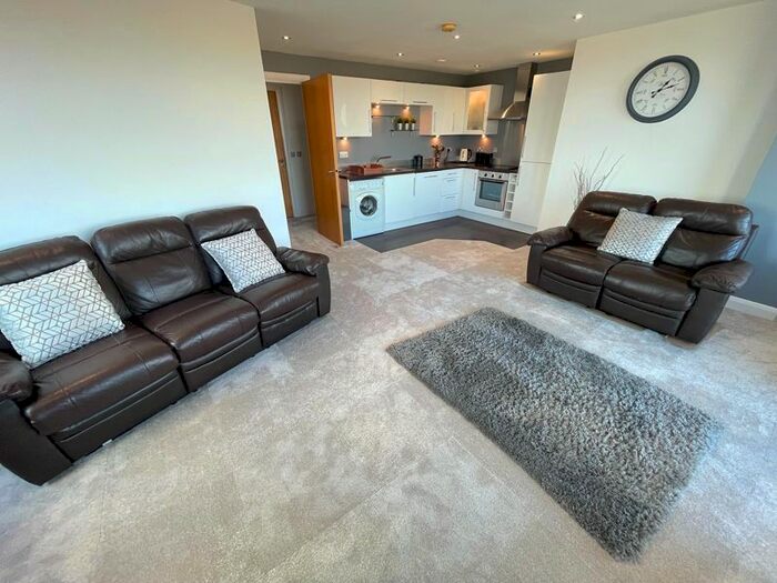 2 Bedroom Flat To Rent In West Wear Street, Sunderland, SR1