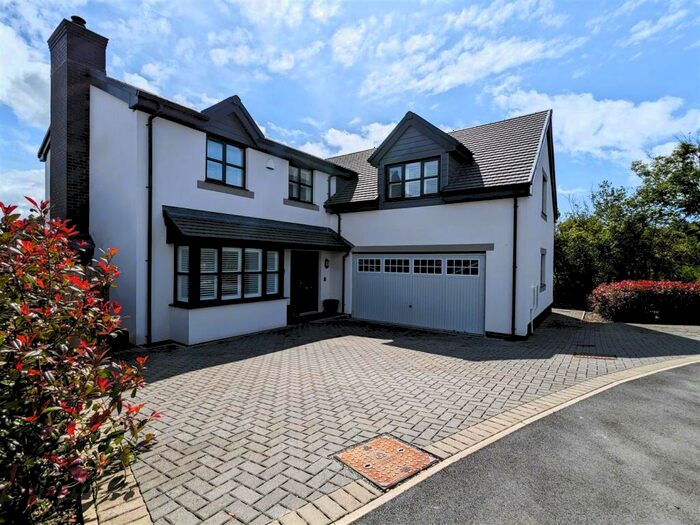 5 Bedroom Detached House To Rent In Lon Caer Seion, Conwy, LL32