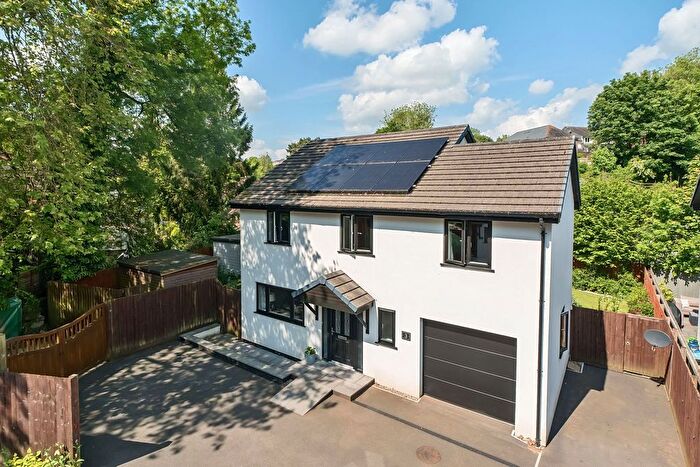 4 Bedroom Detached House For Sale In Chapel Close, Launceston, PL15
