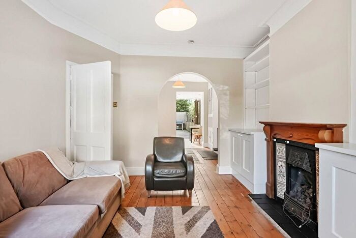2 Bedroom End Of Terrace House For Sale In Meadow Road, Wimbledon, SW19