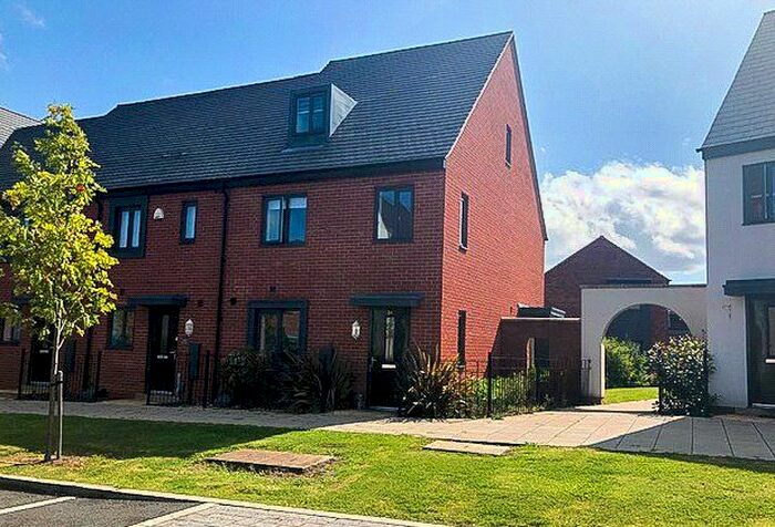 4 Bedroom Semi-Detached House To Rent In Birchfield Way, Lawley Village, Telford, Shropshire, TF3