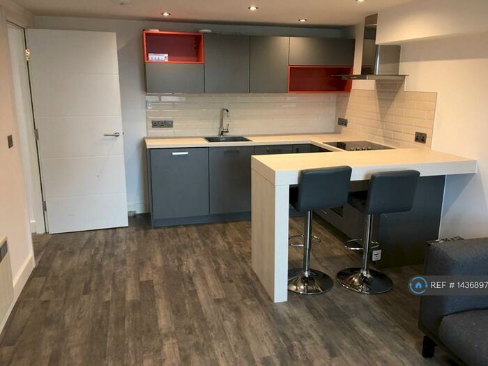 2 Bedroom Flat To Rent In Church Court, Preston, PR1