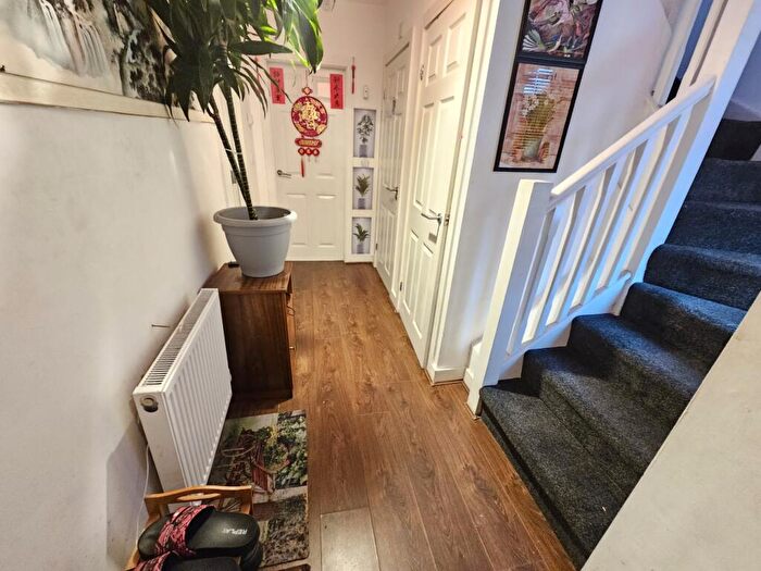 4 Bedroom Semi Detached House For Sale In Barlow Road, Manchester, M19