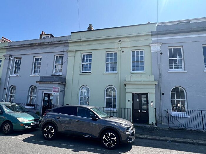 1 Bedroom Flat For Sale In Second Floor Flat, Emma Place, Plymouth, Devon, PL1