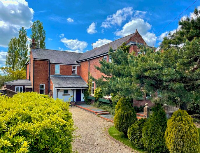 4 Bedroom Detached House For Sale In Mere Road, Finmere, Buckingham MK18