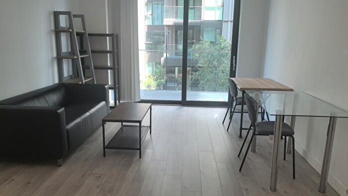 1 Bedroom Flat To Rent In Coster Avenue London, N4