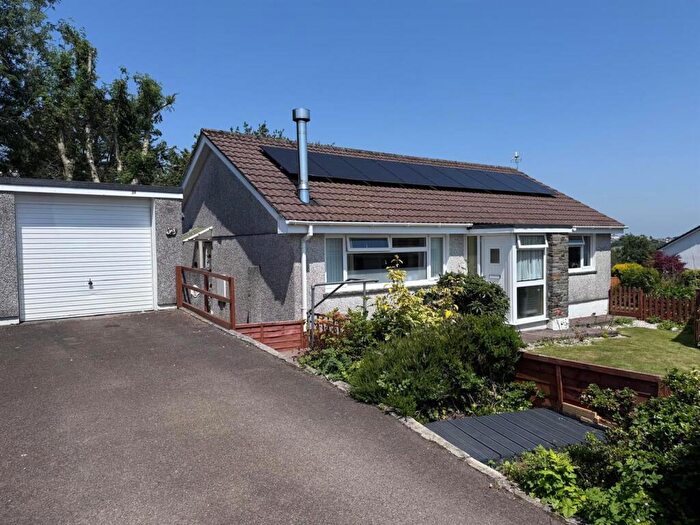 3 Bedroom Detached Bungalow For Sale In Edgcumbe Green, St. Austell, PL25