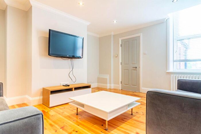 6 Bedroom Maisonette To Rent In Fairfield Road, Jesmond, NE2