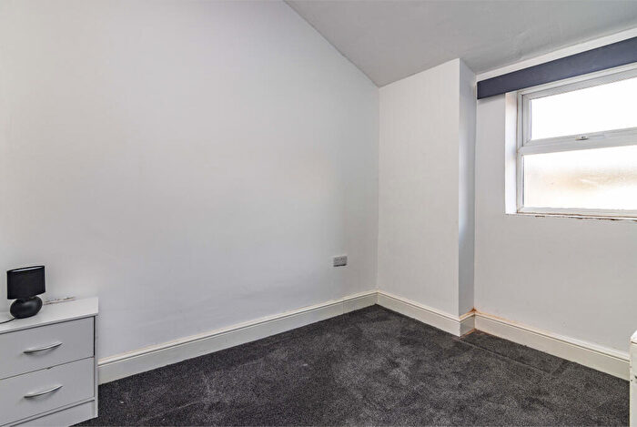 4 Bedroom Terraced House To Rent In Northgate Street, Ilkeston, Derbyshire, DE7