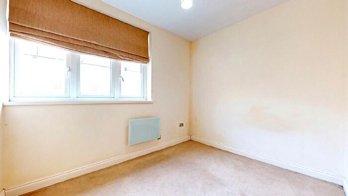 1 Bedroom Flat For Sale In Mill House, Windmill Place, Southall, UB2
