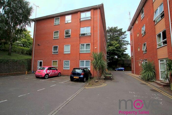 2 Bedroom Flat To Rent In Leckhampton Place, Cheltenham, GL53