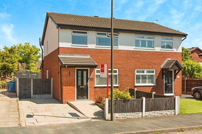 3 Bedroom Semi-Detached House For Sale In Tarnrigg Close, Wigan, Lancashire, WN3