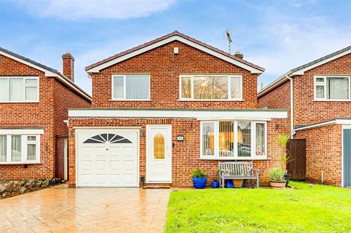 3 Bedroom Detached House For Sale In Collingwood Close, Nottingham, NG11