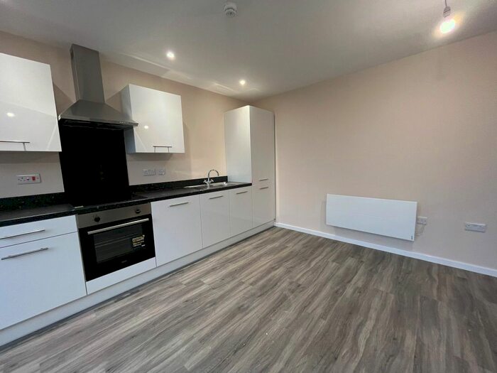 1 Bedroom Flat To Rent In Goodiers Drive, Manchester, M5