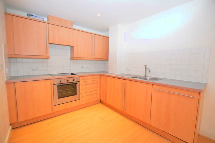 1 Bedroom Apartment To Rent In Queens Gardens, Queens Tower, Park Grange Road, Sheffield, S2