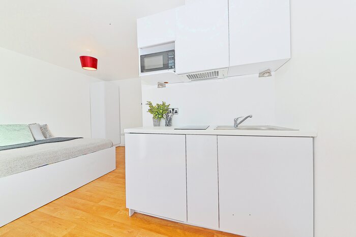 1 Bedroom Studio To Rent In St. Michaels Lane, Leeds, LS6