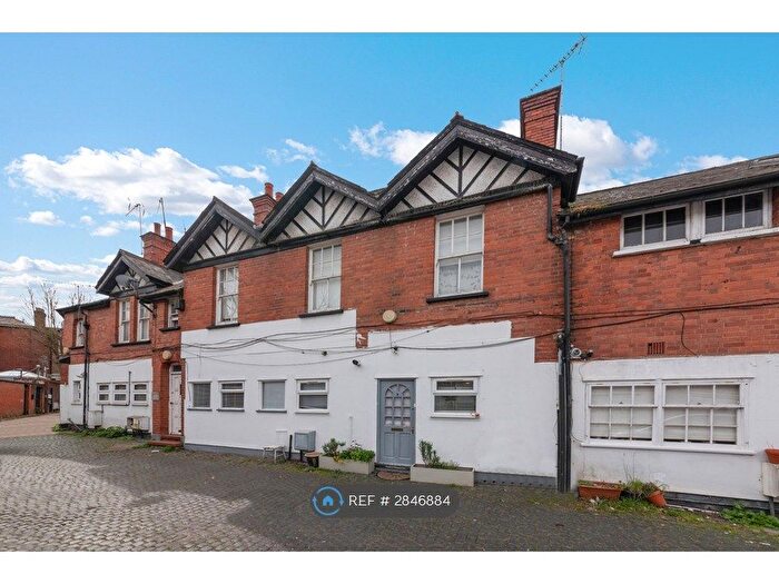 1 Bedroom Flat To Rent In Park Road, London, N8