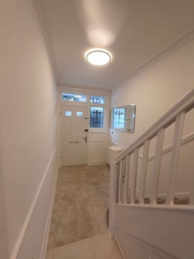 4 Bedroom Terraced House To Rent In Limpsfield Avenue, Thornton Heath, CR7