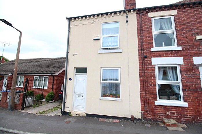 2 Bedroom End Of Terrace House To Rent In Pitt Street, Mexborough, S64