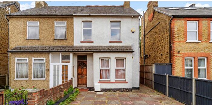 4 Bedroom Semi-detached House To Rent In Danesbury Road, Feltham, TW13