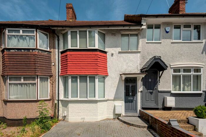 3 Bedroom Terraced House To Rent In Browning Avenue, Worcester Park, KT4