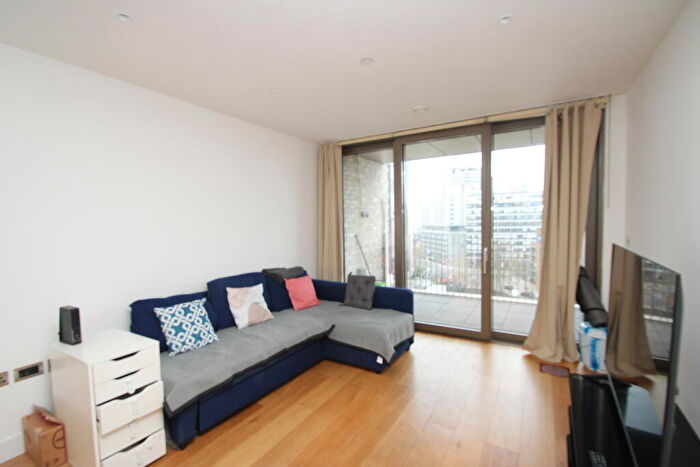 2 Bedroom Apartment To Rent In Vita Apartments, Croydon, CR0