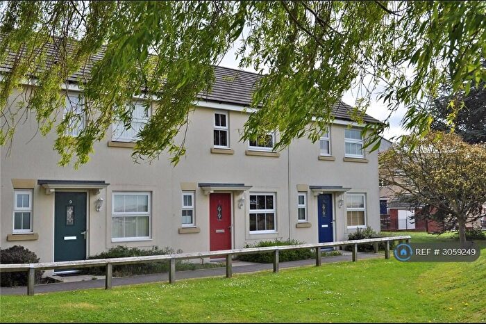 3 Bedroom Terraced House To Rent In Wayte Street, Swindon, SN2