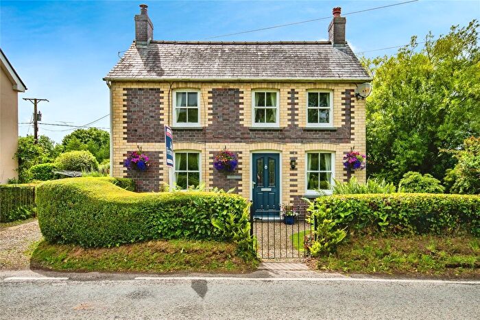 2 Bedroom Detached House For Sale In Tynreithyn, Tregaron, Ceredigion, SY25