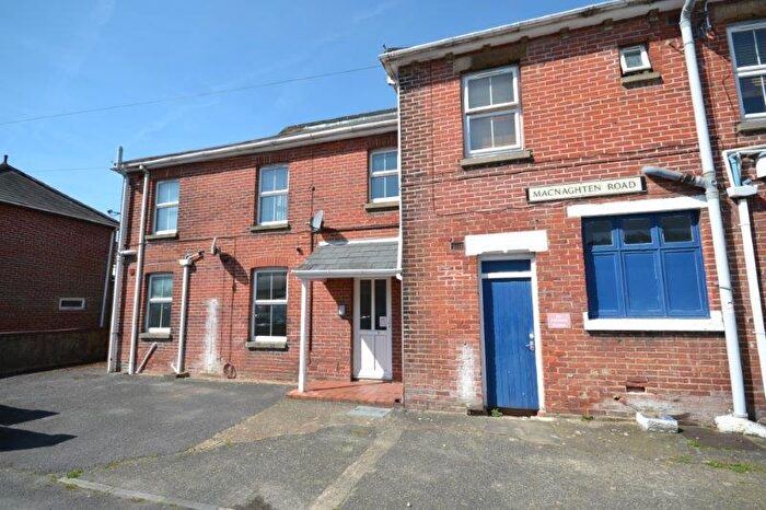 Studio To Rent In Harcourt Road, SO18