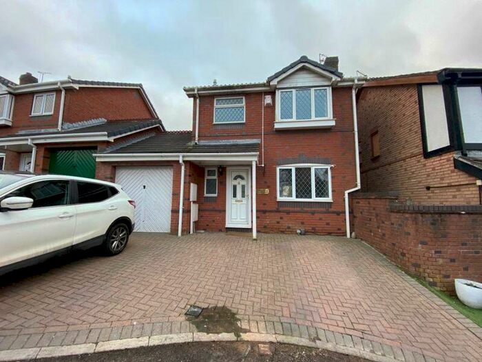 3 Bedroom Detached House To Rent In Ellicks Close, Bristol, BS32