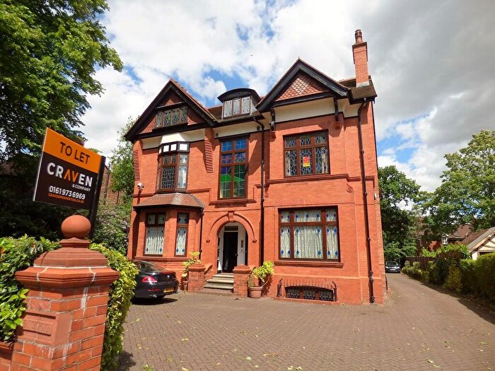 2 Bedroom Apartment To Rent In Gainsborough, Didsbury, M20