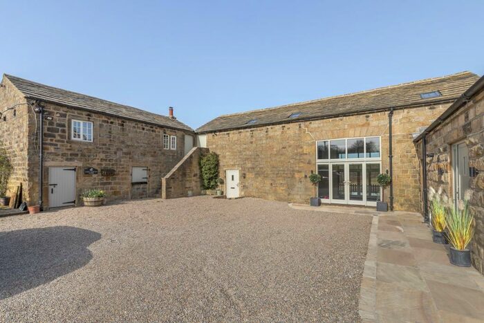 3 Bedroom Terraced House To Rent In East Chevin Road, Otley, LS21