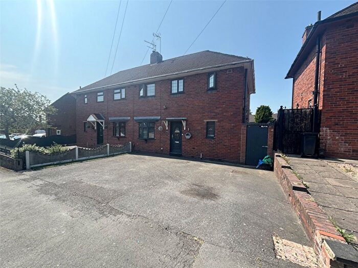 3 Bedroom Semi-Detached House For Sale In Newland Grove, Dudley, West Midlands, DY2