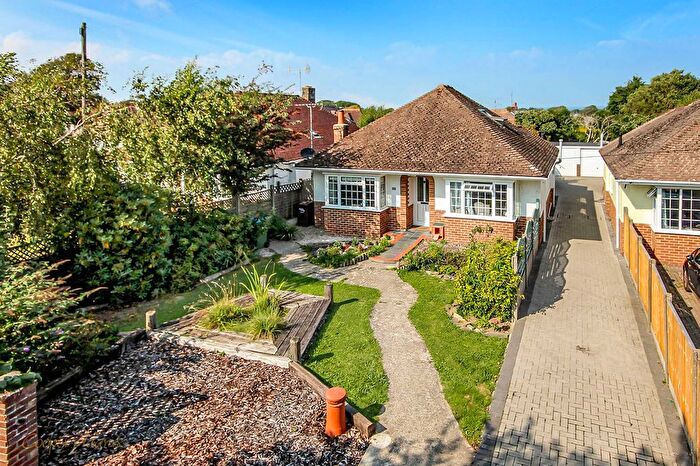 3 Bedroom Chalet For Sale In St. Marys Drive, East Preston, BN16